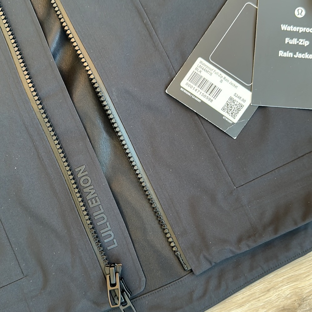 Lululemon Waterproof Full-Zip Rain Jacket men’s size xs s L - Picture 7 of 9